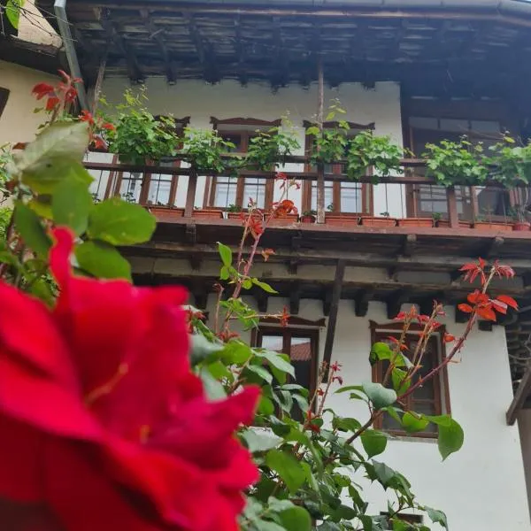 Guest House GURKO 7, 2BR, Top Center, Free Parking, hotel in Veliko Tŭrnovo