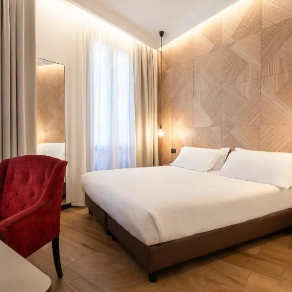 فندق لندن، فندق في ميلانو