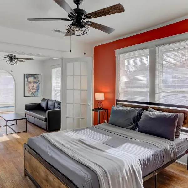Charming Cooper-Young Flat in the Heart of Memphis, ξενοδοχείο στο Μέμφις