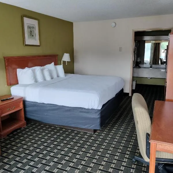 Clarion Inn Southern Pines - Pinehurst, hotel em Southern Pines