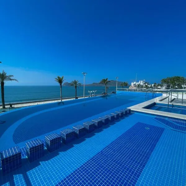Varali Grand Hotel, khách sạn ở Mazatlán