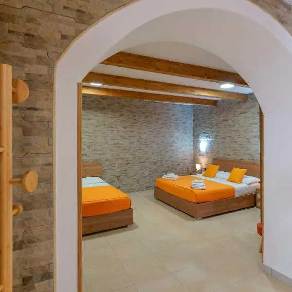 Domos La Corte Ghibellina, hotel Iglesiasban
