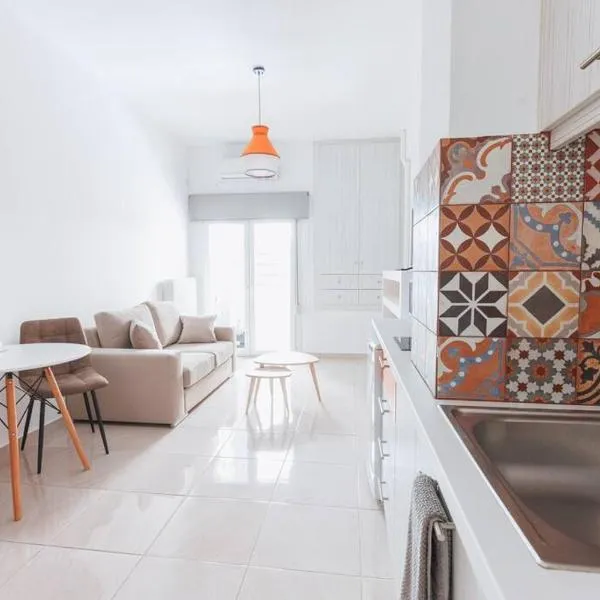 Jazzy condo near Proskopon square, khách sạn ở Athens