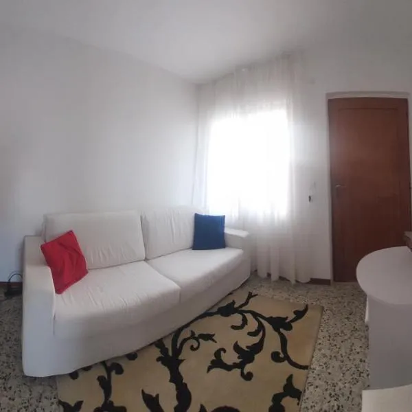 La casa di Mia, hotel en Viserano