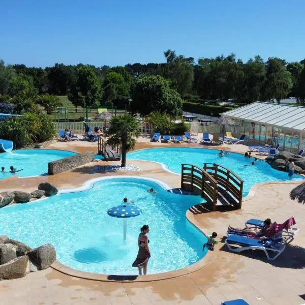 Camping de la Plage de Cleut-Rouz, hotel v destinaci Fouesnant