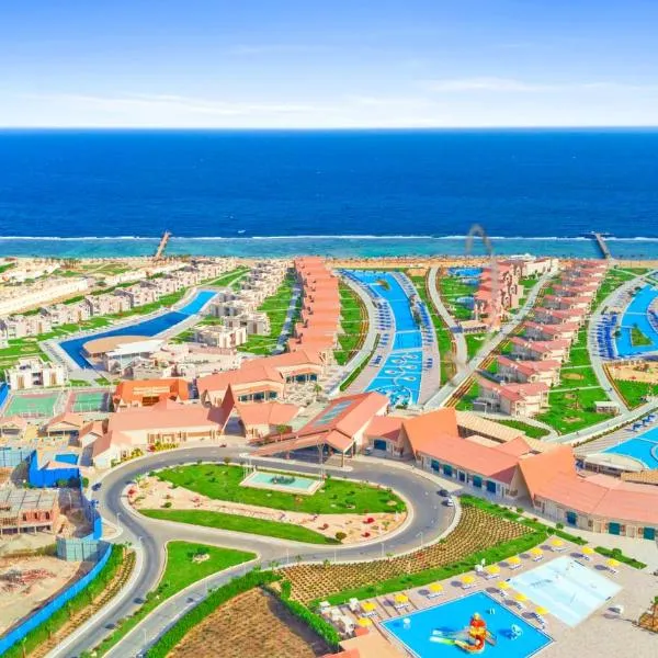 Pickalbatros Sea World Resort - Marsa Alam- "Aqua Park", hotel in Quseir