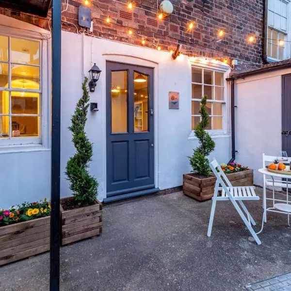 Mandarin Court Boutique City Centre Apartment, hotel v destinaci Worcester