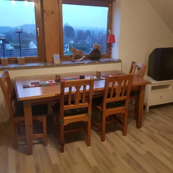Viesnīca Apartement - kleine Ferienwohnung auf Pferdehof in Much pilsētā Muha