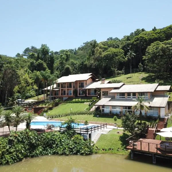 Village Du Lac Hotel, hotel in Rio dos Cedros