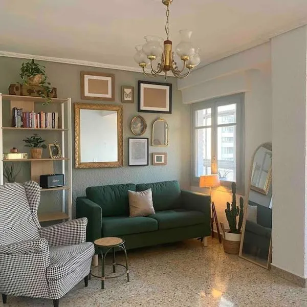 Acogedor apartamento a 5 min del Ave, hotel v destinácii Zaragoza