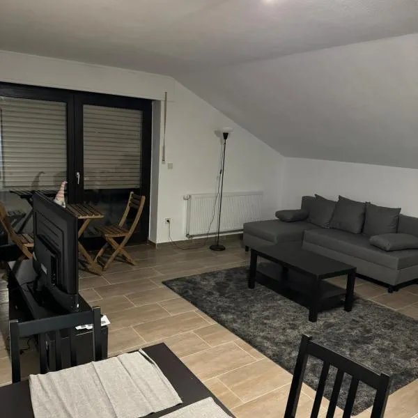 Wohnung mit Küche, Fernseher, WLAN und Parkplatz - Brian, hotel in Werne an der Lippe