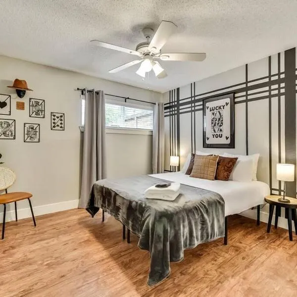 Global Cup Near Downtown Dallas - The Dapper Charm, hotel v destinaci Dallas