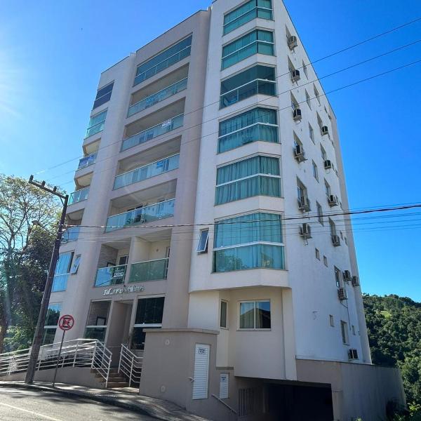 Apartamento 603, lindo, climatizado, completo