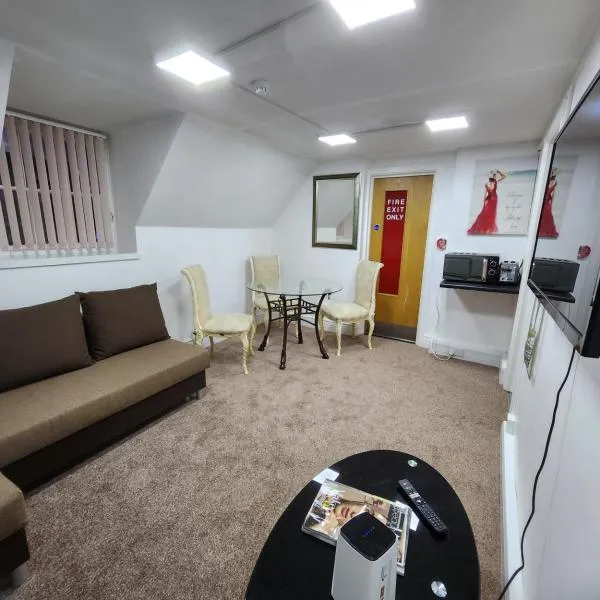 Stylish Modern 1-Bed Apartment in Prime Solihull Town Centre, hotel v destinaci Solihull