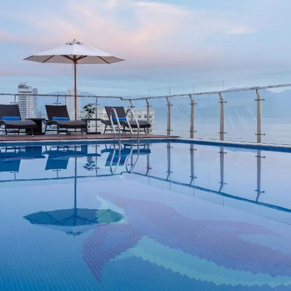 Sunny Ocean Hotel & Spa, hotel v destinácii Da Nang