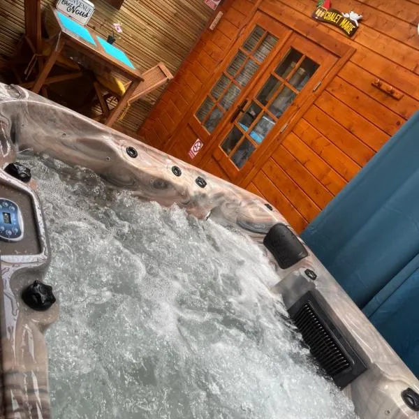 Les Chalets de Marie & Steph 2 - Vue mer, Jacuzzi SPA privatif Sans vis à vis, hotel v destinaci Saint-Denis