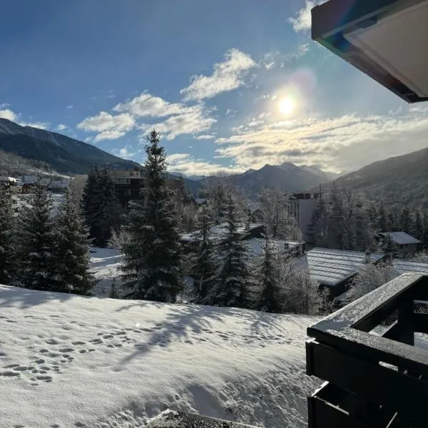 Studio Serre Chevalier (Saint Chaffrey): Saint-Chaffrey şehrinde bir otel