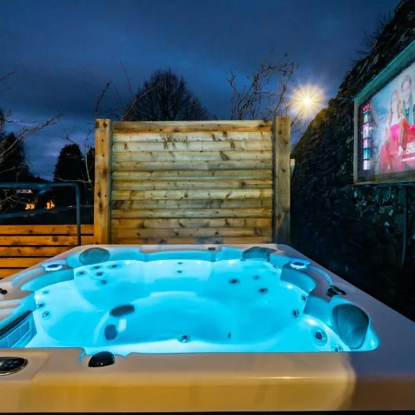 Luxury 1 bed Villa - great location - Peaceful-Hot Tub, hotel in Bowness-on-Windermere