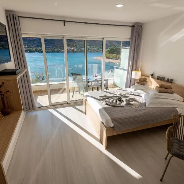 Apartments Holidays Roko, hotell i Grebaštica