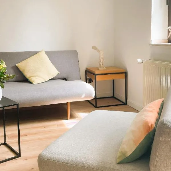Ruhige 3 Zimmer Wohnung gut angebunden, hotel i Düsseldorf