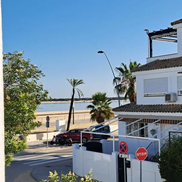 Dúplex 4, primera línea de Playa, hotel en Sanlúcar de Barrameda