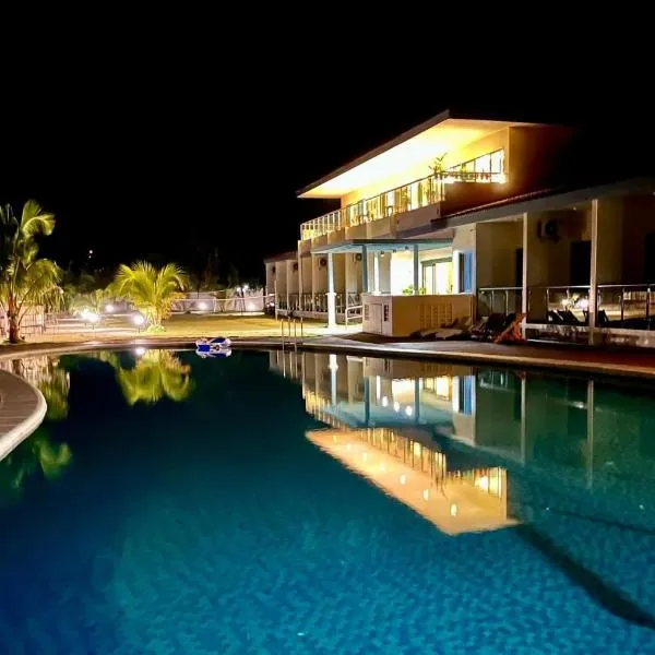 W Golf Resort, hotel in Oslob