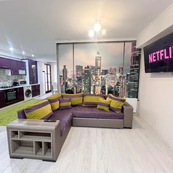 RentHouse Apartments Deep Purple, hotel in Chişinău