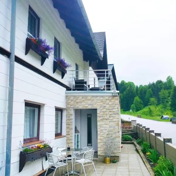 Villa Fortuna Natur, hotel v destinaci Lackenhof