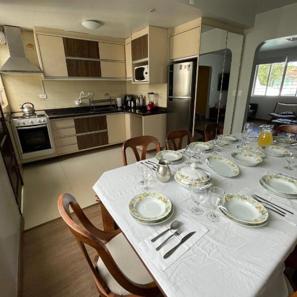 Duplex completo em Curitiba, Três quartos - Bairro Cabral - Pet friendly - Foto 4