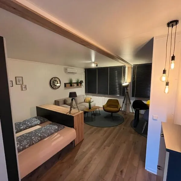 Stadel Chalet Kunterbunt, hotel v destinácii Ried im Oberinntal