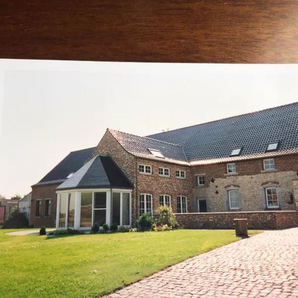 Ferme D’Herlaimont, hotel v destinácii Chapelle-lez-Herlaimont