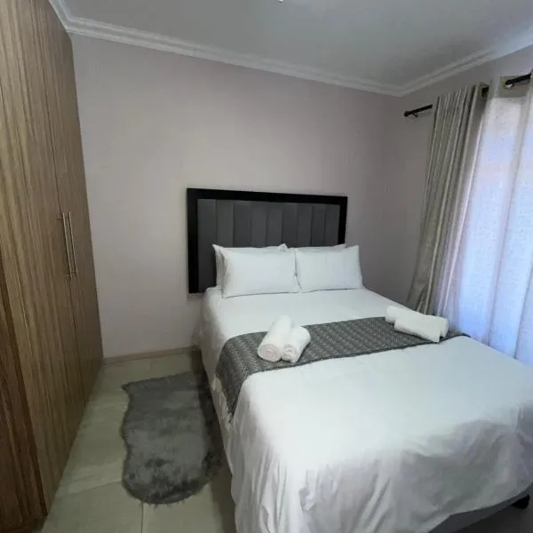 Vigne Palm Inn apartment, hotell i Gqeberha