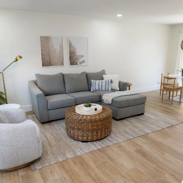 Be A Nomad 2 br Close to the Beach, hotel in Jacksonville Beach