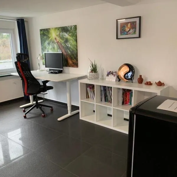 Günstiges Privatzimmer, hotel v destinaci Lörrach