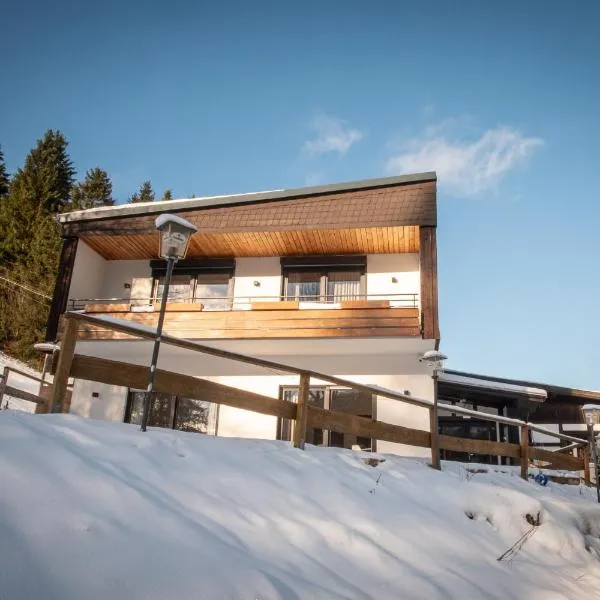 Appartement Am Eschenberg - 4 Personen، فندق في وينتربرغ