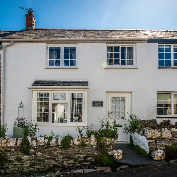 Boscastle Quaint Cornish Fishermans Cottage, hotel u gradu 'Boscastle'