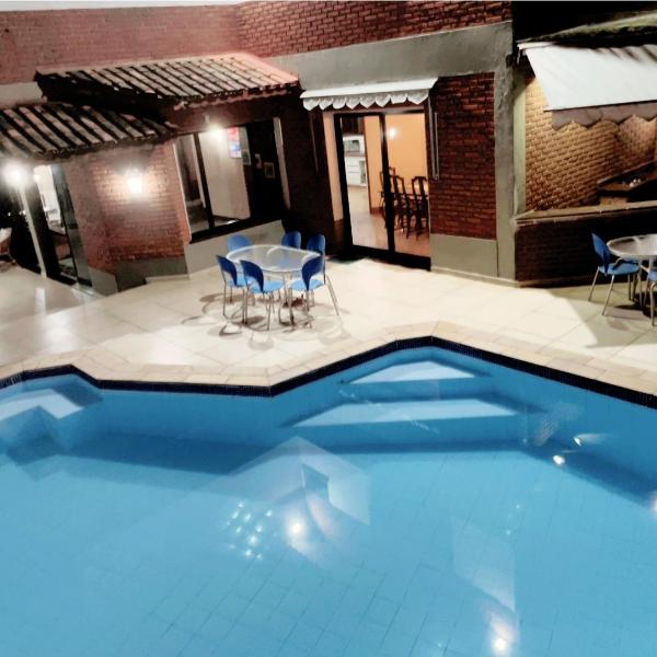 BEACH HOUSE Unidade 3 - Casas de Praia Guarujá 90 Metros do Mar 4suites ar condicionado Wi Fi Piscina