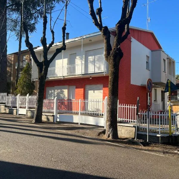 La casa sui colli bolognesi – hotel w mieście Savigno