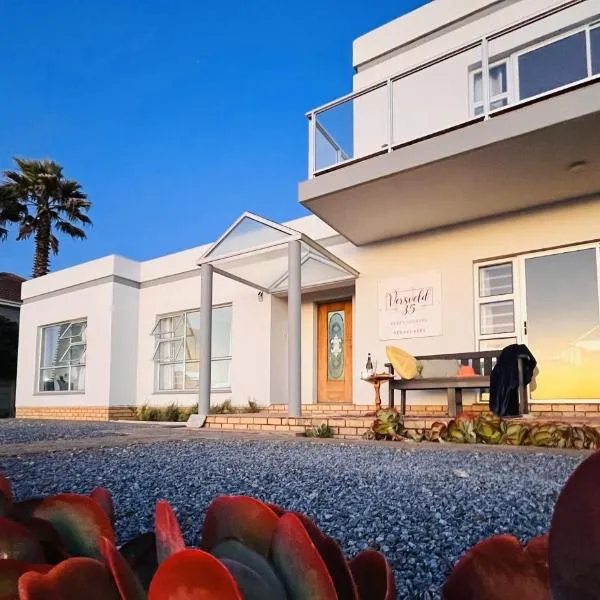 Versveld 35: Yzerfontein şehrinde bir otel