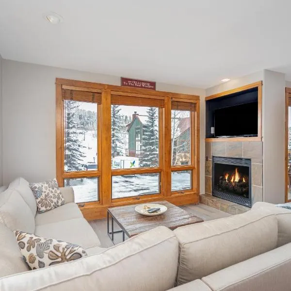 Ski in ski out Terraces Condo, hotel in Telluride