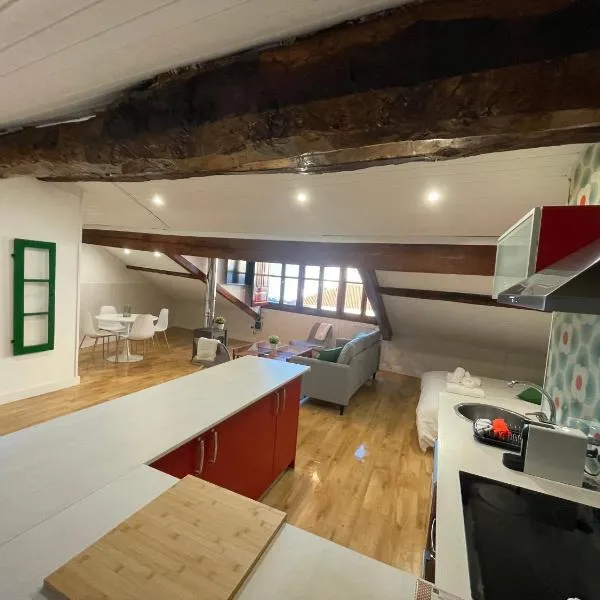 APARTAMENTOS "Plaza de la Iglesia", ξενοδοχείο στο Βίγκο