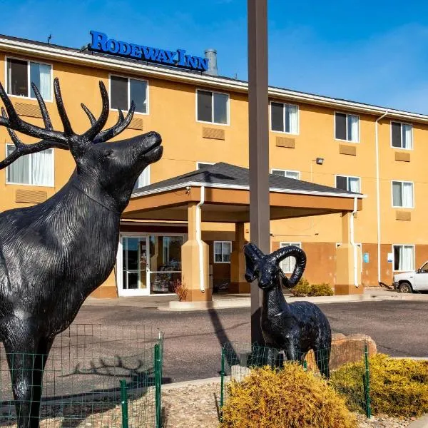 Rodeway Inn Central Colorado Springs: Colorado Springs şehrinde bir otel