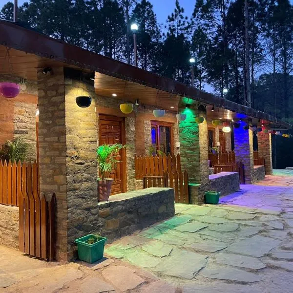 Nature Villaas BASA HOMESTAY, hotel v destinaci Pauri