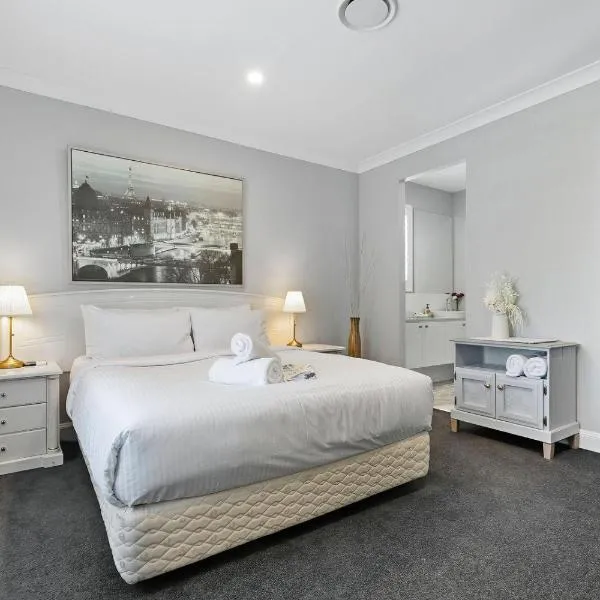 New Haven - Eiffel Tower Suite, hotel v destinaci Banksia Beach