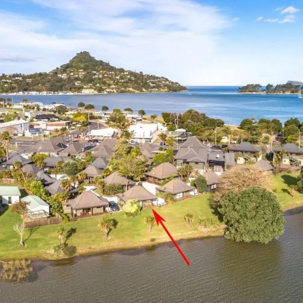 Waterfront island-style 1-bdrm superior Villa, hotel di Tairua