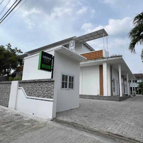 Urbanview Hotel Nimara Ngawi by RedDoorz, hotel in Ngawi