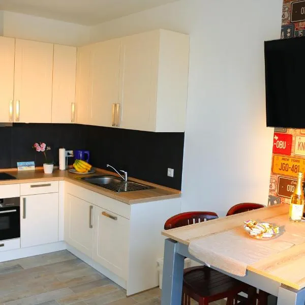 Ferienwohnungen Arp "2O" mit Garten und Parkplatz, hotell sihtkohas Itzehoe