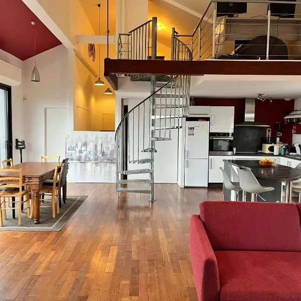 Magnifique loft 130m2 Le Mans, hotel v destinácii Le Mans