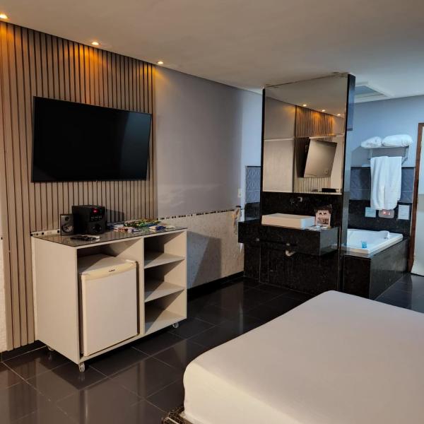 Status Motel Perimetral Adults Only