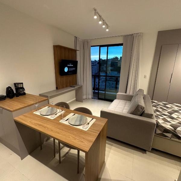 Studio com ar e varanda bairro São Mateus